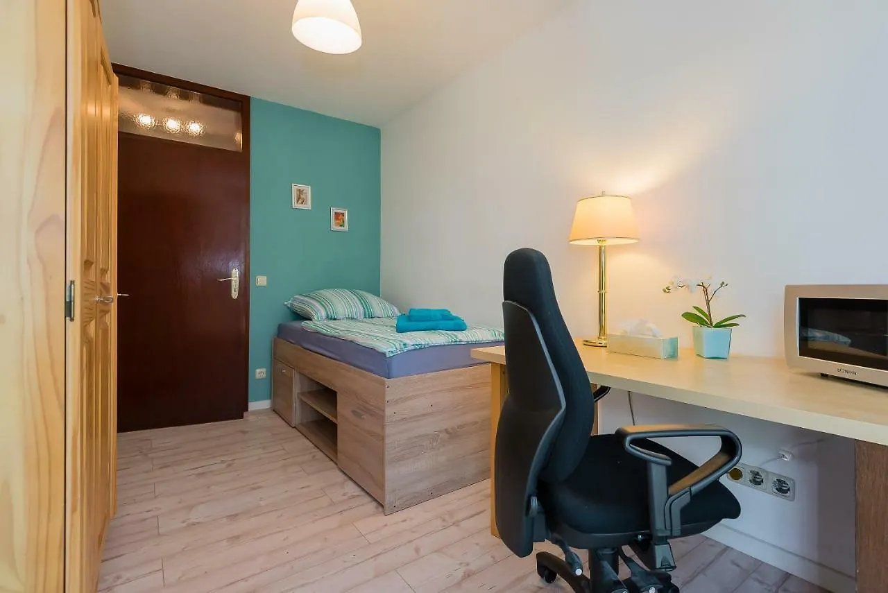 Bed And Breakfast Zeevat Waldperlach Monaco di Baviera Bed & Breakfast